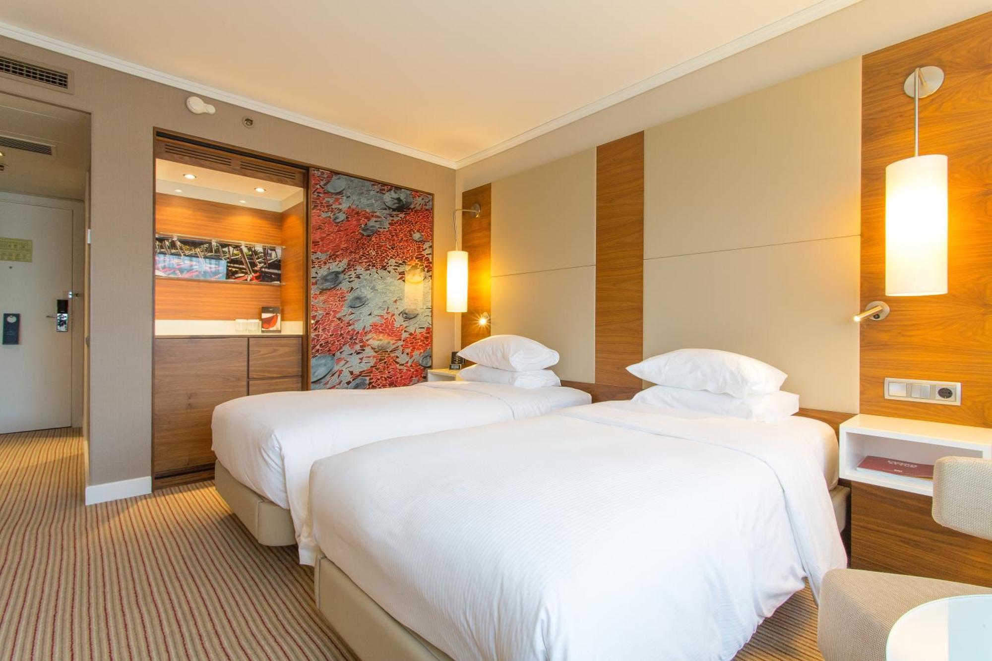 Hilton Barcelona Hotel Bagian luar foto